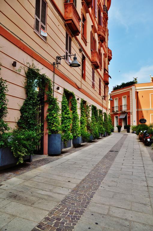 Suite Via Sulis 61 Cagliari Bagian luar foto