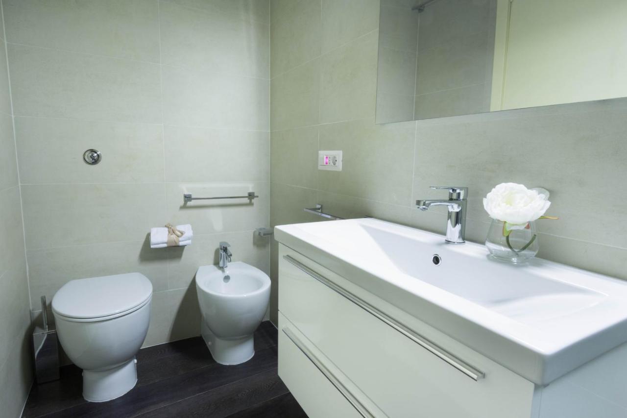 Suite Via Sulis 61 Cagliari Bagian luar foto